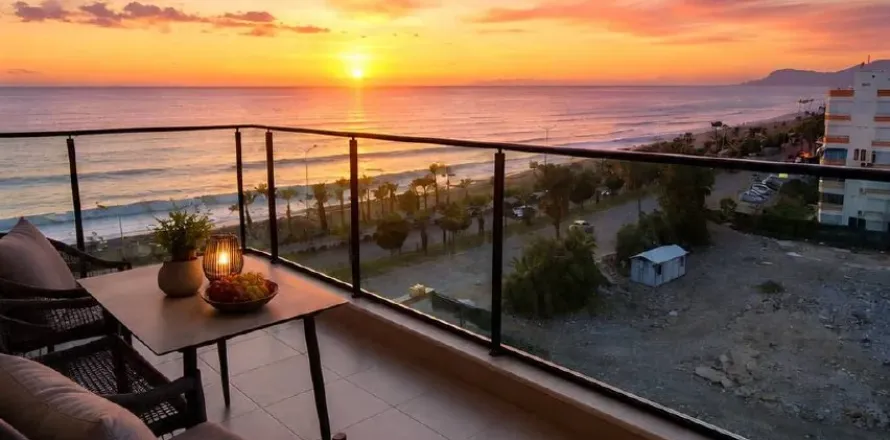 1+1 Apartment in Mahmutlar, Antalya, Turkey No. 237972