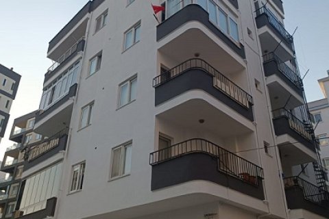 3+1 Apartment  in Mersin, Turkey No. 231221