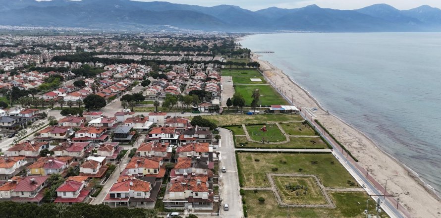 2+1 Villa in Kusadasi, Aydin, Turkey No. 225500
