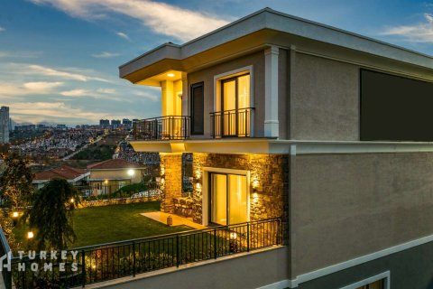 5+1 Villa in Istanbul, Türkei Nr. 233705 - 1