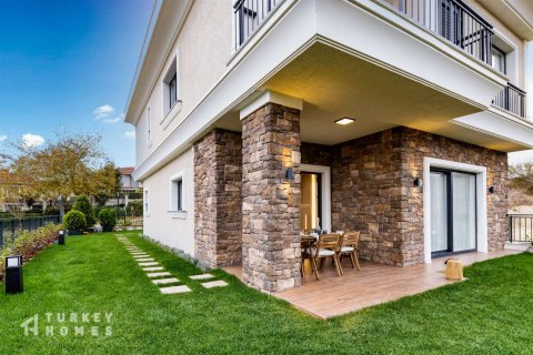 5+1 Villa in Istanbul, Türkei Nr. 233705 - 2