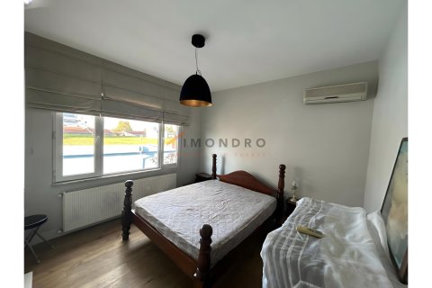 2+1 Wohnung  in Besiktas, Istanbul, Türkei Nr. 226886 - 11