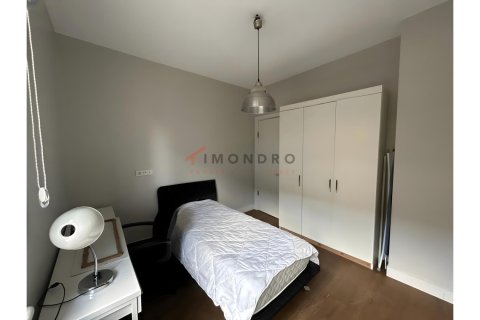 2+1 Wohnung  in Besiktas, Istanbul, Türkei Nr. 226886 - 6