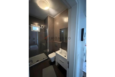 2+1 Wohnung  in Besiktas, Istanbul, Türkei Nr. 226886 - 15