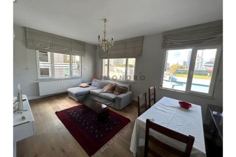 2+1 Wohnung  in Besiktas, Istanbul, Türkei Nr. 226886 - 2