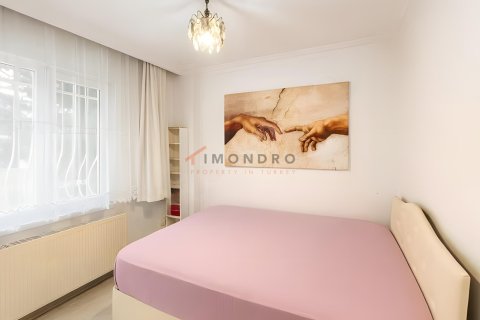 2+1 Wohnung  in Besiktas, Istanbul, Türkei Nr. 226887 - 5