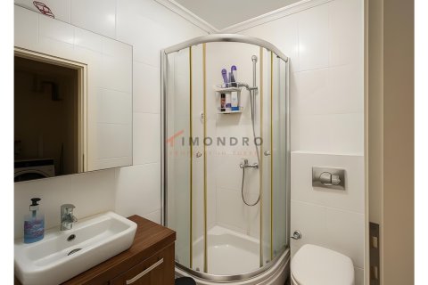 2+1 Wohnung  in Besiktas, Istanbul, Türkei Nr. 226887 - 8