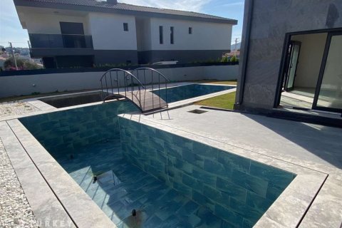 5+1 Villa  in Cesme, Izmir, Türkei Nr. 233193 - 5