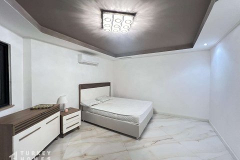 ویلا در Alanya ، ترکیه 4 خوابه ، 270 متر مربع. شماره 232946 - 24