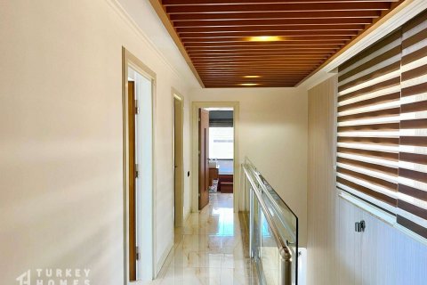 ویلا در Alanya ، ترکیه 4 خوابه ، 270 متر مربع. شماره 232946 - 17