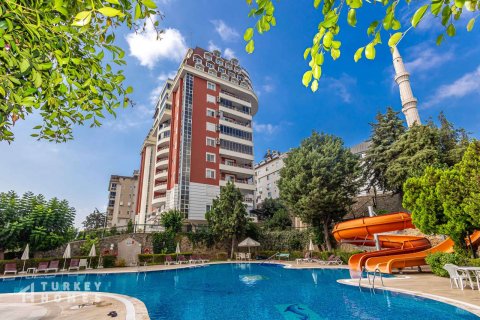 2+1 Apartment  in Alanya, Antalya, Turkey No. 232942