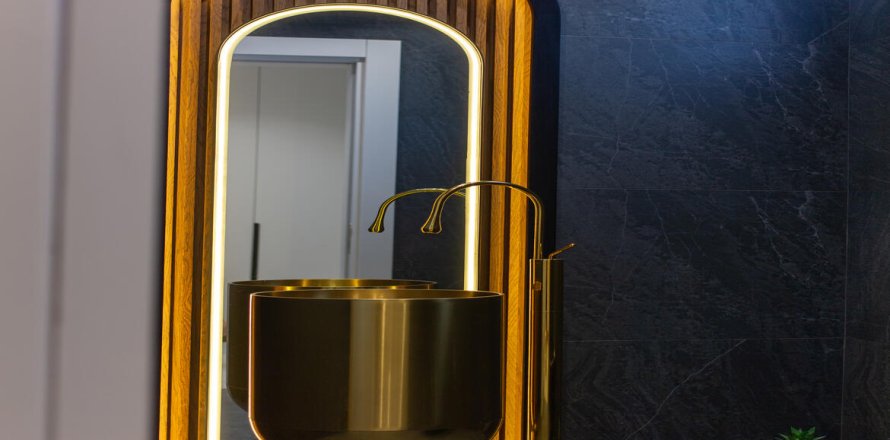 4+1 Villa  in Alsancak, Girne,  Nr. 214610