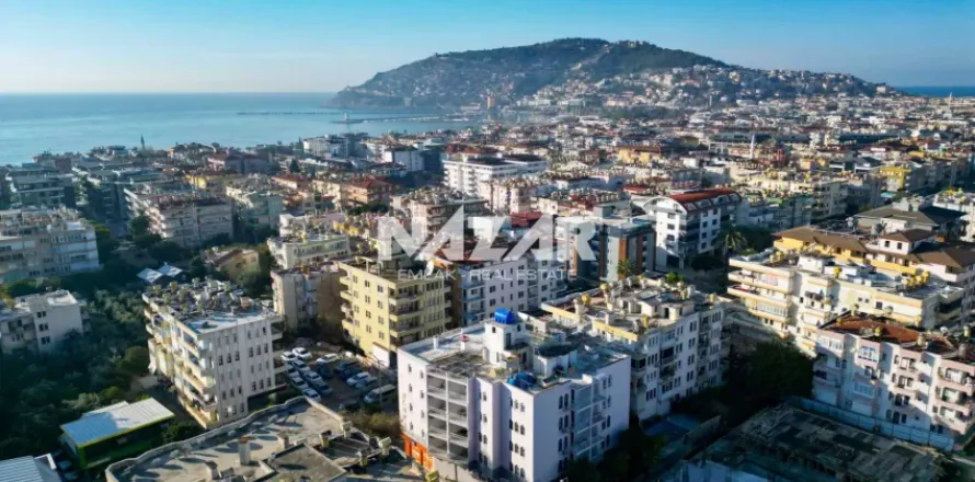 آپارتمان در  Alanya ، ترکیه 180 متر مربع.  شماره 216179