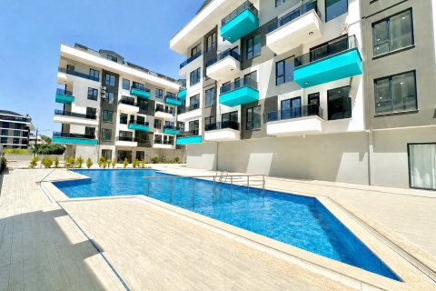 Квартира  2-х ком. в Аланье, Анталья, Турция №224468