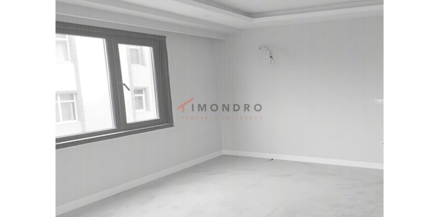 2+1 Apartment  in Fatih, Istanbul, Turkey No. 226882