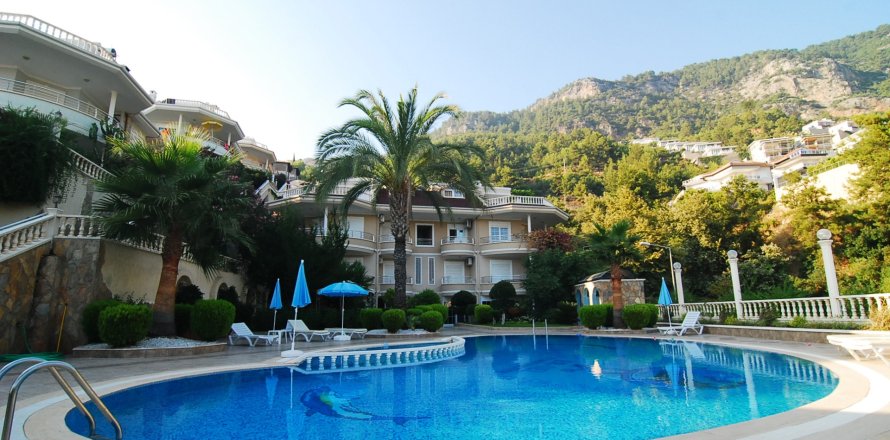 Daire  3+1  Alanya, Antalya, Türkiye №213123