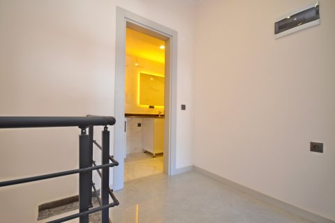 2+1 Lejlighed  i Alanya, Antalya, Tyrkiet Nr. 216652 - 8