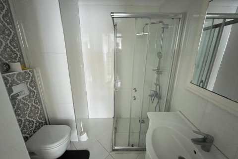 Аренда квартиры  в Аланье, Анталье, Турция 1+1, 65м2, №216655 – фото 4