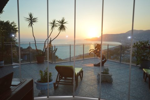 Продажа виллы  в Анталье, Турция 5+1, 360м2, №222939 – фото 6