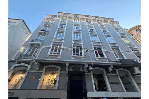 Продажа квартиры  в Шишли, Стамбуле, Турция 2+1, 110м2, №213559 – фото 1