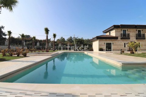 9+5 Villa  i Kusadasi, Aydin, Tyrkia Nr. 212584 - 3