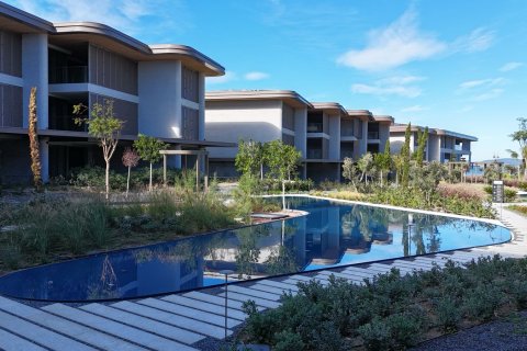 2+1 Apartment  in Cesme, Izmir, Turkey No. 223282