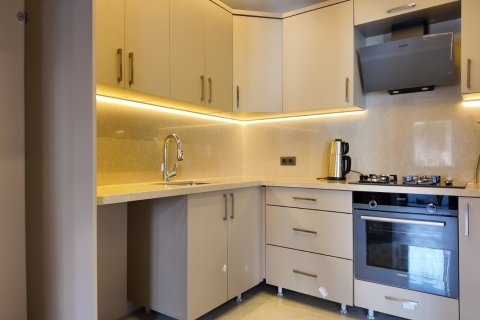 3+1 Apartment  in Izmir, Turkey No. 223284