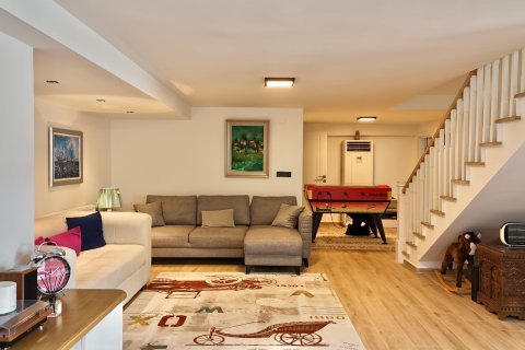 4+2 Villa  in Izmir, Türkei Nr. 223283 - 3