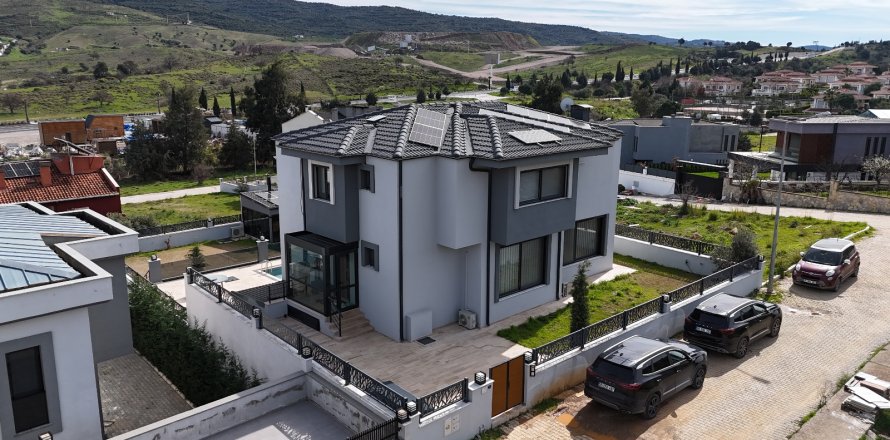 4+2 Villa  in Izmir, Türkei Nr. 223283