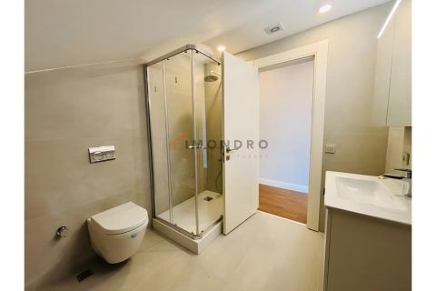 Apartment for sale  in Besiktas, Istanbul, Turkey, 5 bedrooms, 214m2, No. 215315 – photo 24