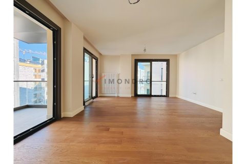 Apartment for sale  in Besiktas, Istanbul, Turkey, 5 bedrooms, 214m2, No. 215315 – photo 3