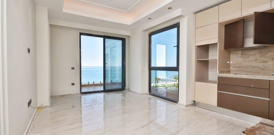 2+1 Lägenhet  i Mahmutlar, Antalya, Turkiet Nr. 215968