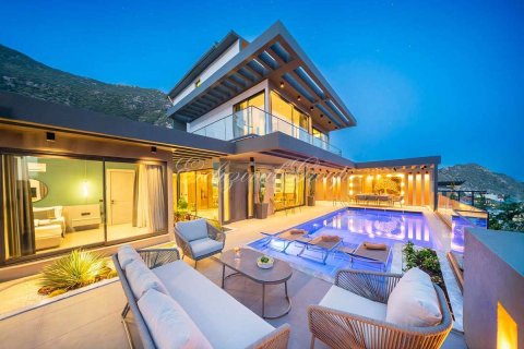 4+1 Villa  in Kalkan, Antalya, Turkey No. 215970