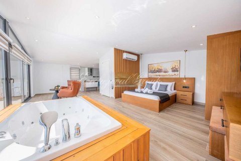 Villa for rent in Kalkan, Antalya, Turkey, 4 bedrooms, 150m2, No. 215970 – photo 12