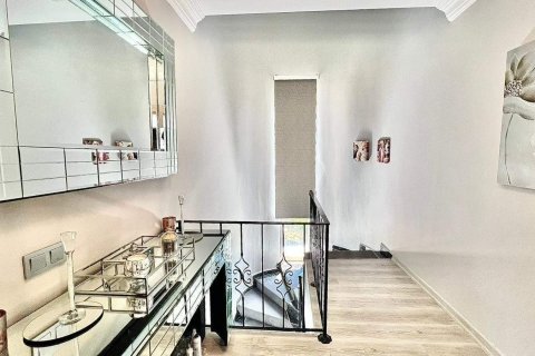 5+1 Villa  i Kargicak, Alanya, Antalya, Tyrkiet Nr. 229094 - 21