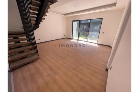 2+1 Villa in Kepez, Antalya, Türkei Nr. 214838 - 3