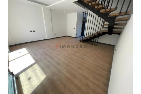 2+1 Villa in Kepez, Antalya, Türkei Nr. 214838 - 2