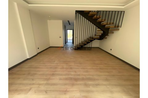 2+1 Villa in Kepez, Antalya, Türkei Nr. 214838 - 4