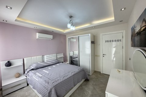 Аренда квартиры  в Аланье, Анталье, Турция 1+1, 70м2, №216497 – фото 9