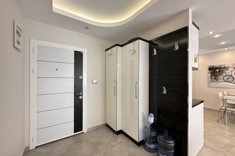 Аренда квартиры  в Аланье, Анталье, Турция 1+1, 70м2, №216497 – фото 10