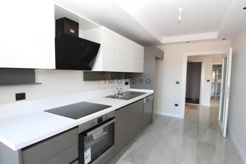 Apartment for sale  in Üsküdar, Istanbul, Turkey, 2 bedrooms, 204m2, No. 217266 – photo 21
