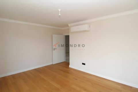 Apartment for sale  in Üsküdar, Istanbul, Turkey, 2 bedrooms, 204m2, No. 217266 – photo 24