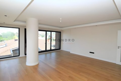 Apartment for sale  in Üsküdar, Istanbul, Turkey, 2 bedrooms, 204m2, No. 217266 – photo 18