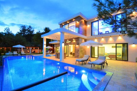 3+1 Villa i Kalkan, Antalya, Turkiet Nr. 234006 - 3