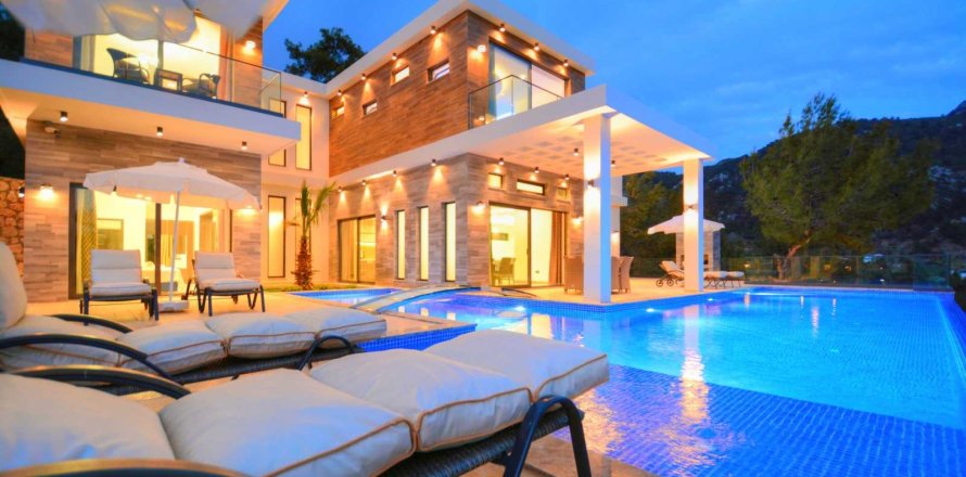 3+1 Villa i Kalkan, Antalya, Turkiet Nr. 234006