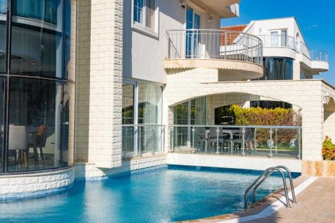 Villa  3+1  Belek, Antalya, Türkiye №234008