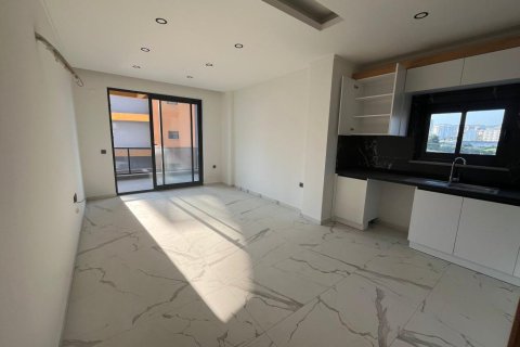 آپارتمان در  Avsallar ، ترکیه 100 متر مربع.  شماره 212639 - 2