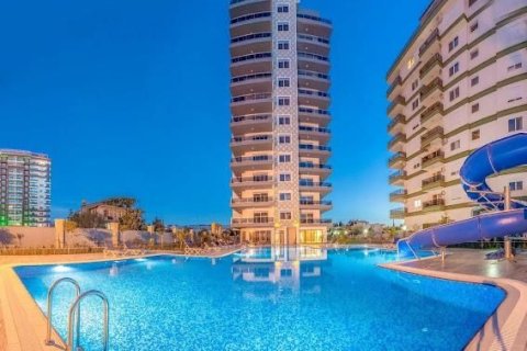 1+1 Apartment  in Mahmutlar, Antalya, Turkey No. 226654