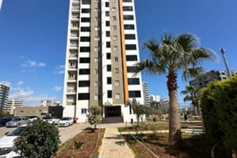 5+1 Apartment in Mezitli, Mersin, Turkey No. 230515