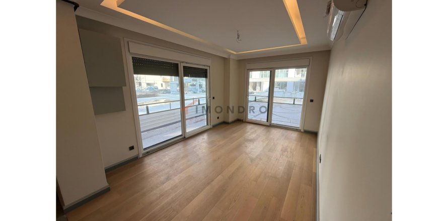 2+1 Lägenhet  i Kadikoy, Istanbul, istanbul, Turkiet Nr. 223394